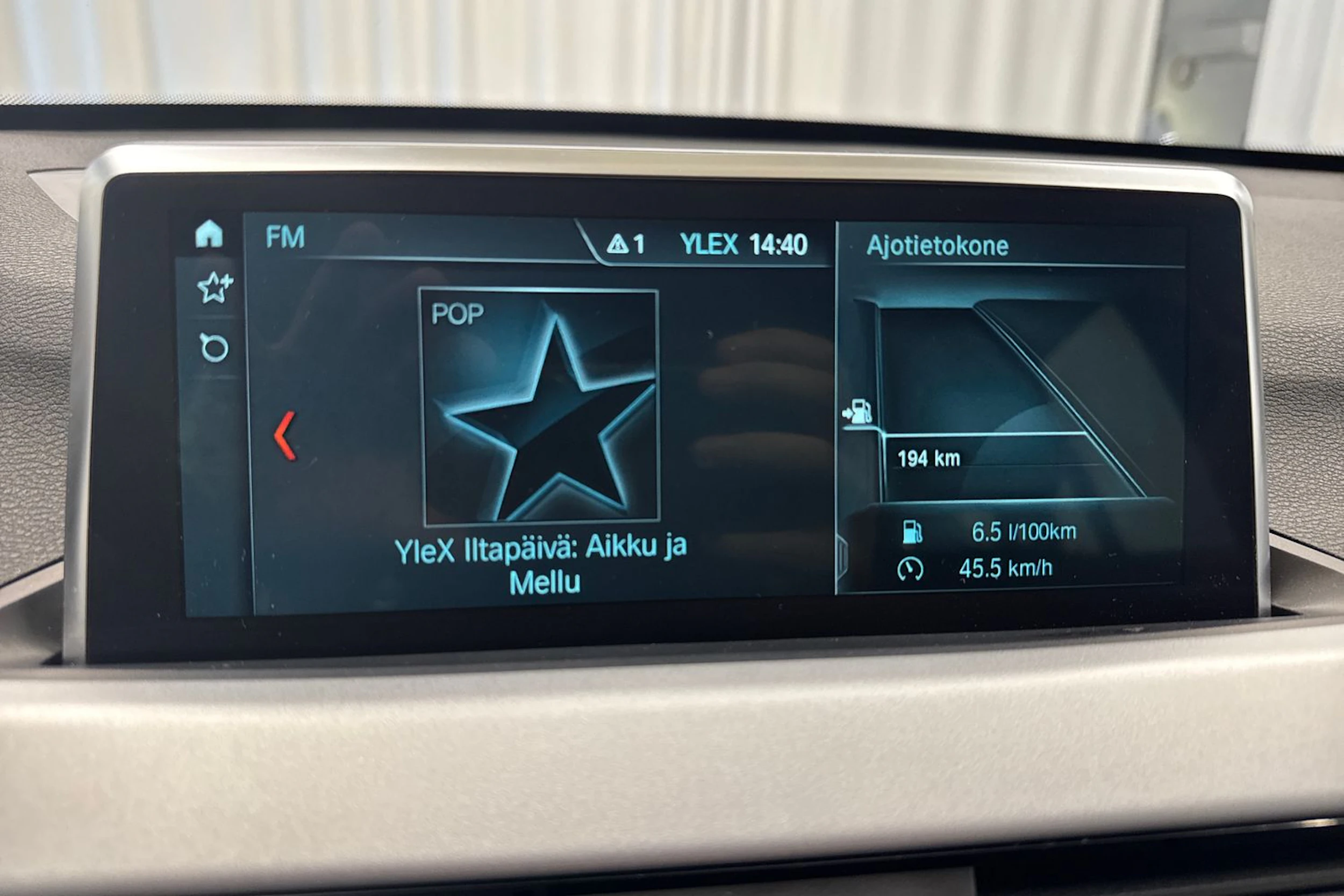 harmaa BMW X1 2019 kuva 18.