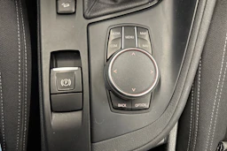harmaa BMW X1 2019 kuva 26.