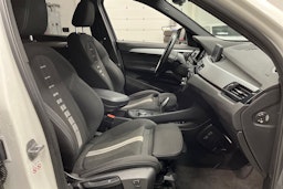 valkoinen BMW X1 2019 kuva 15.