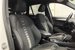 valkoinen BMW X1 2019 kuva 16.