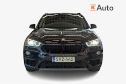 musta BMW X1 2019 kuva 4.
