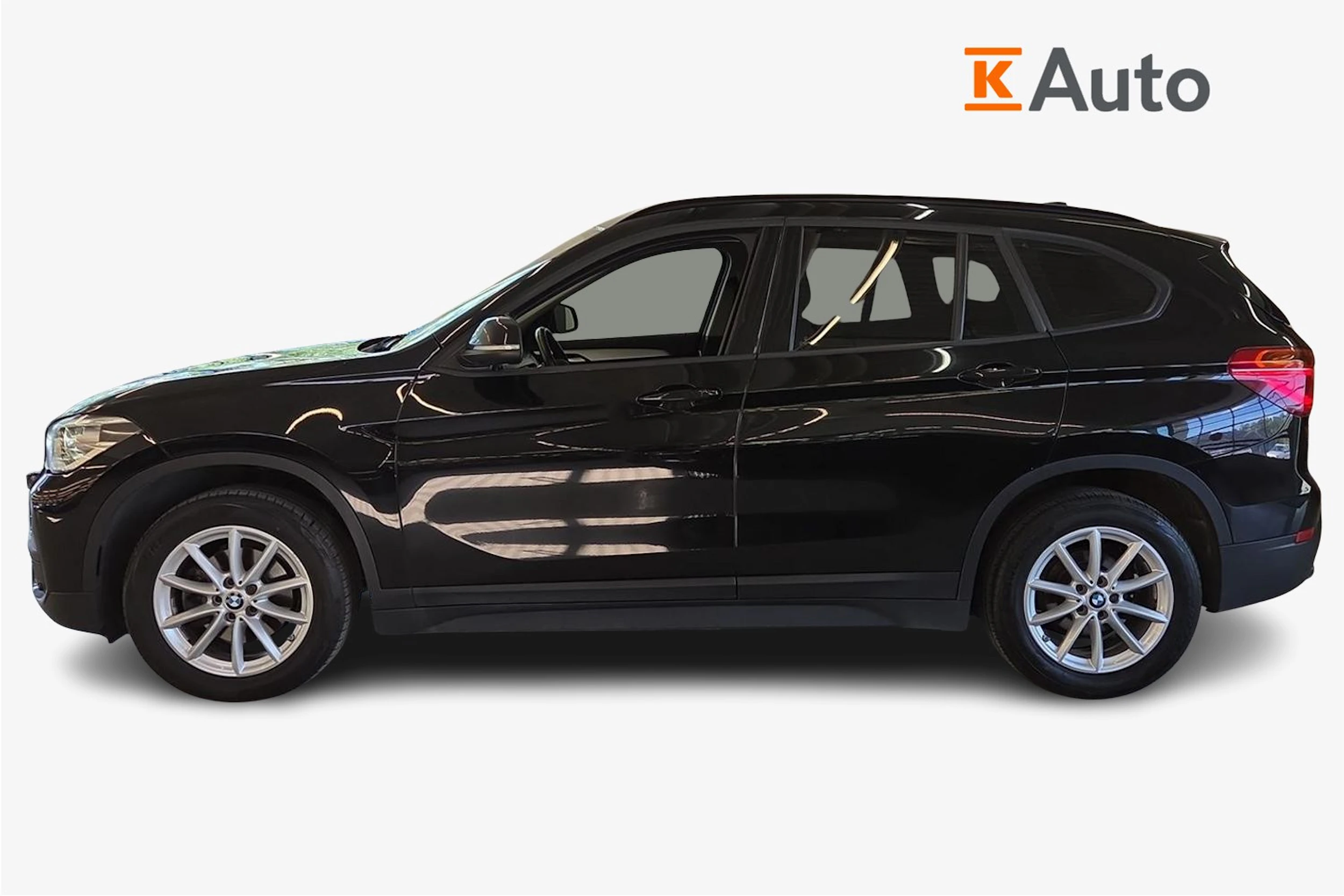 musta BMW X1 2019 kuva 5.