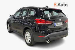 musta BMW X1 2020 kuva 2.