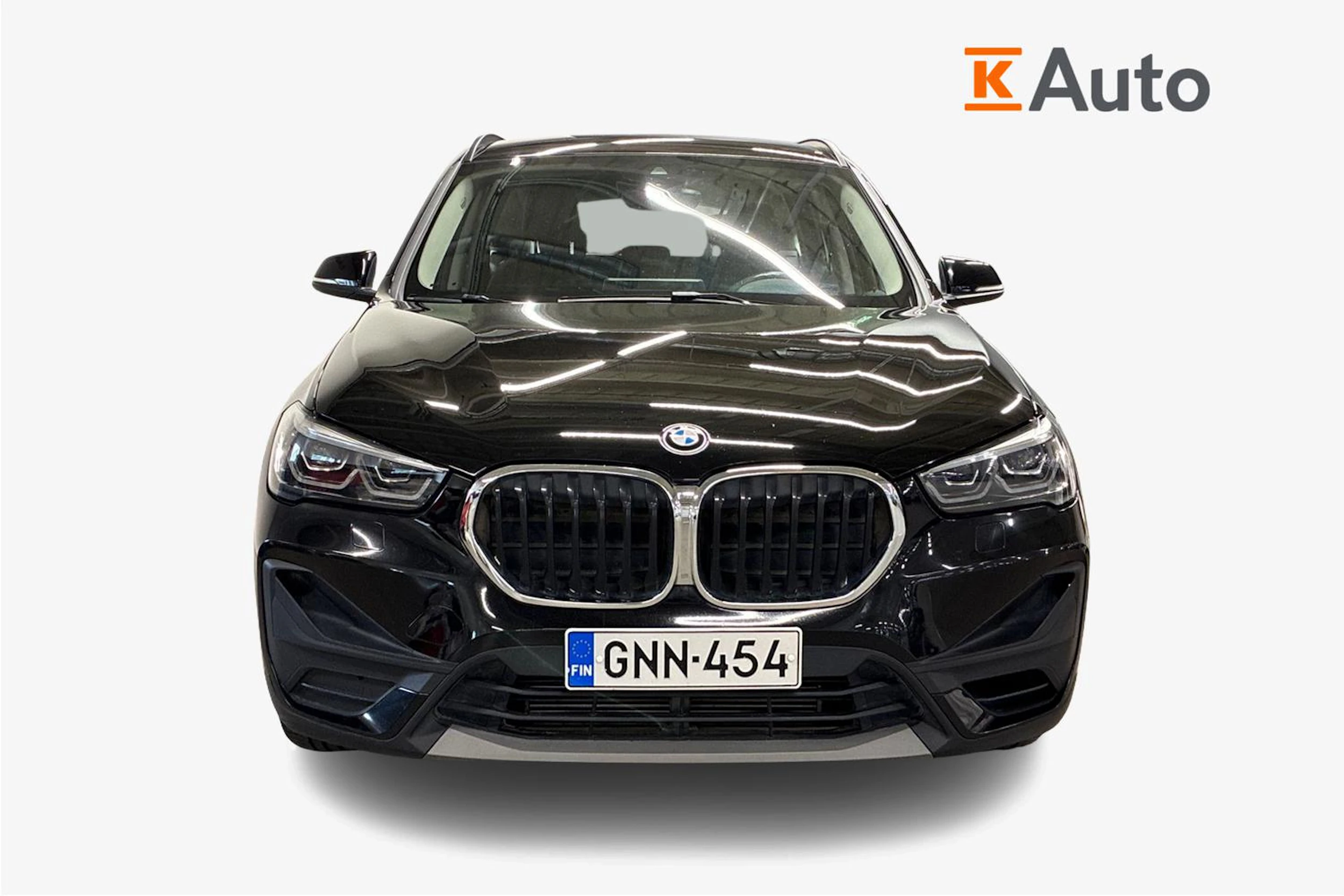 musta BMW X1 2020 kuva 4.