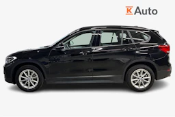 musta BMW X1 2020 kuva 5.