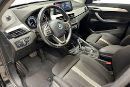 musta BMW X1 2020 kuva 6.
