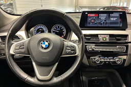 musta BMW X1 2020 kuva 11.