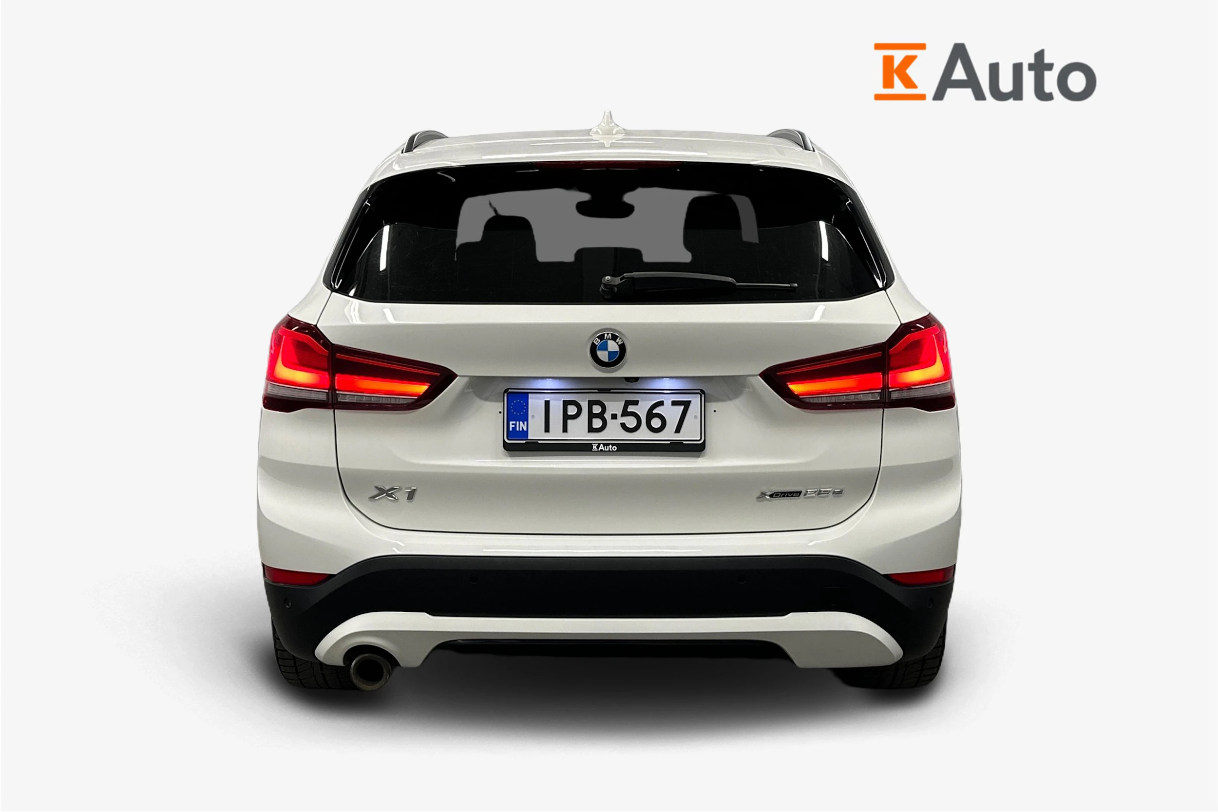 valkoinen BMW X1 2020 kuva 3.