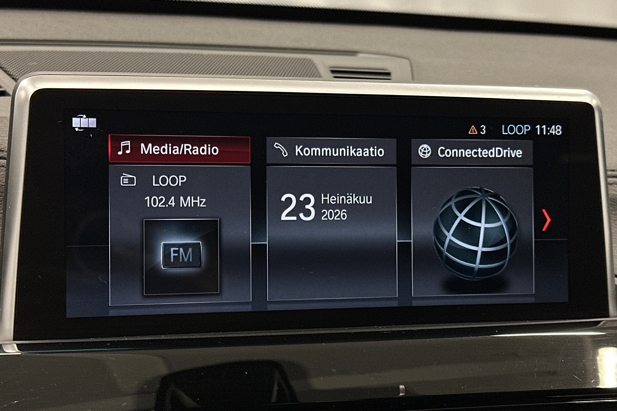 valkoinen BMW X1 2020 kuva 16.