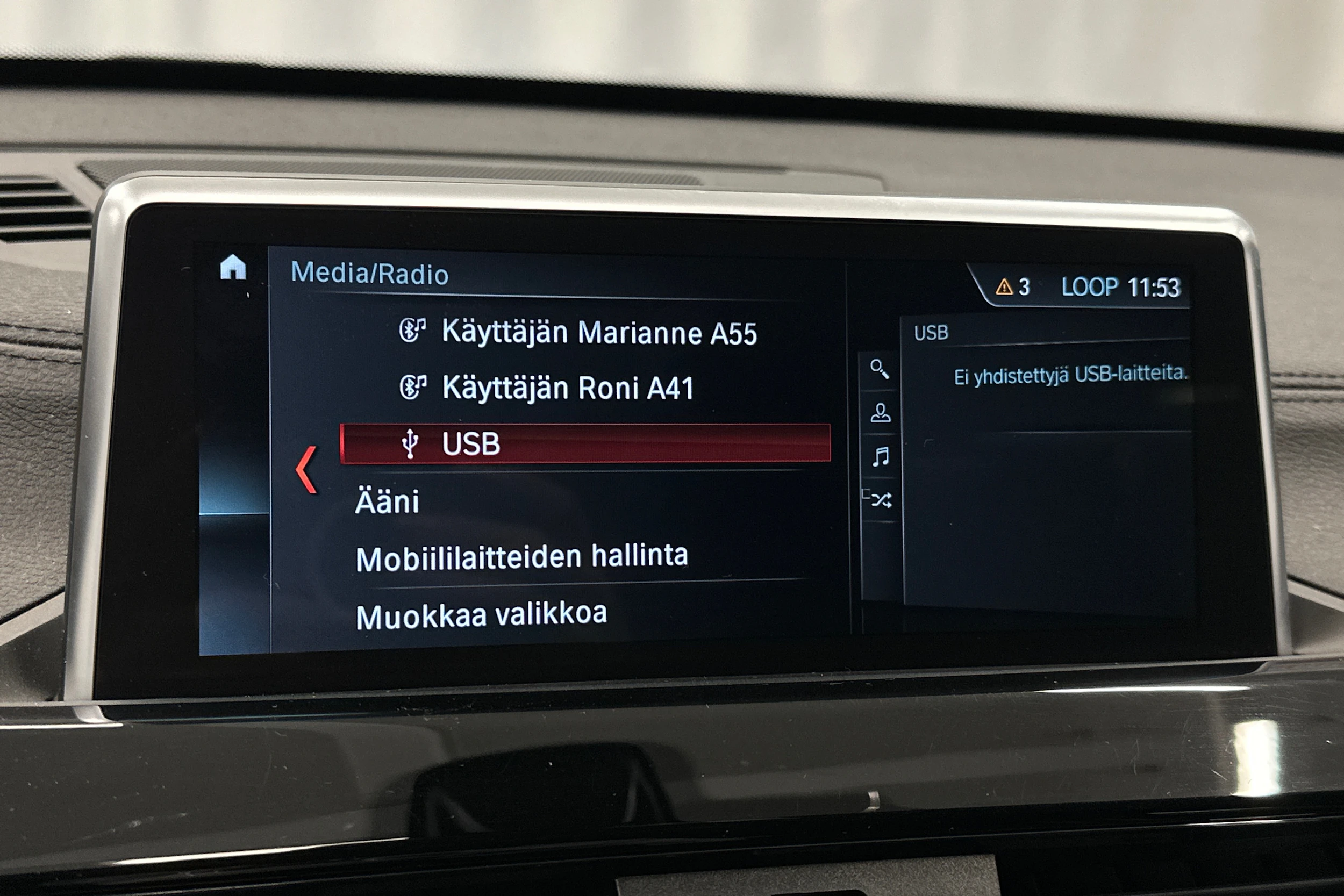valkoinen BMW X1 2020 kuva 19.