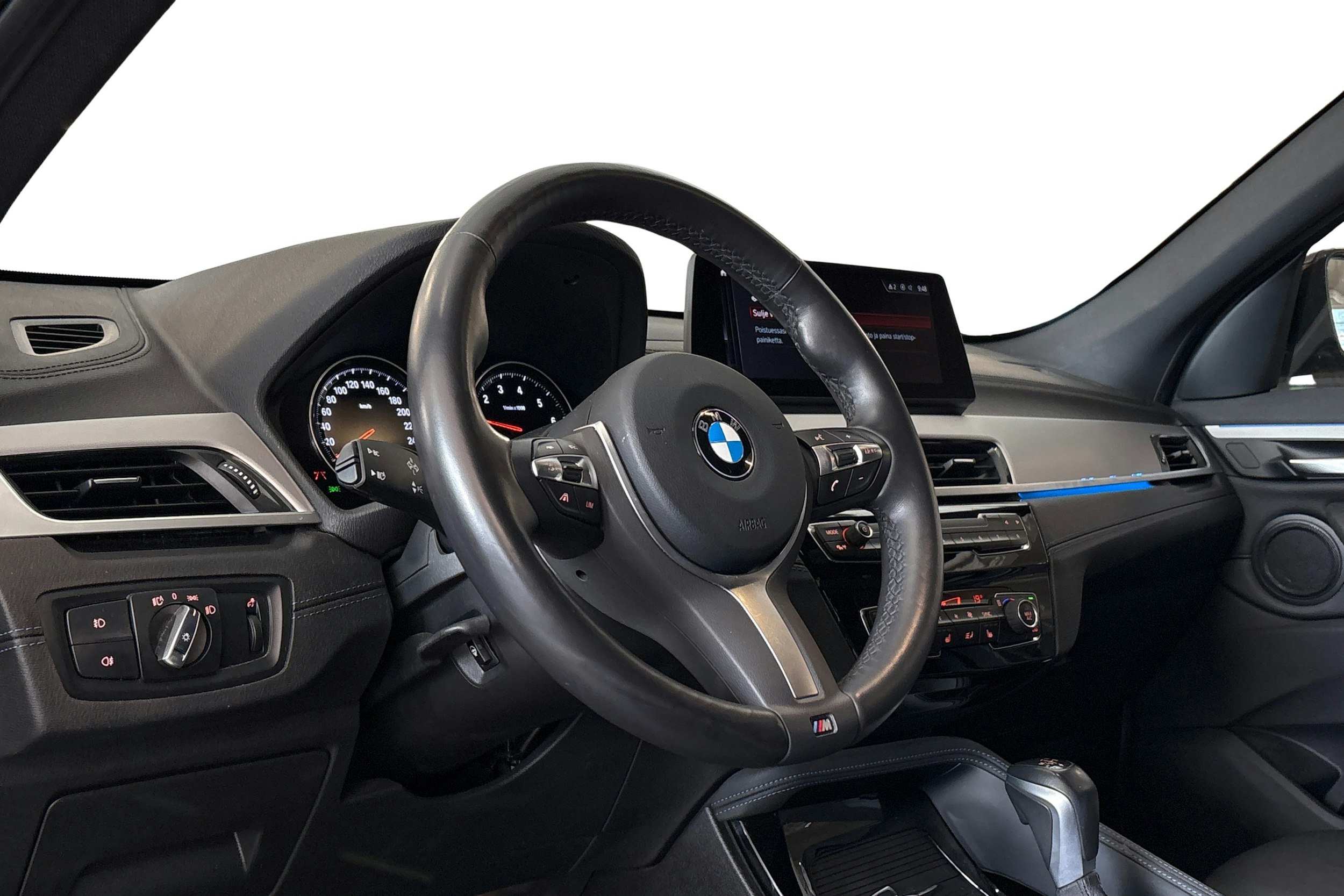 harmaa BMW X1 2020 kuva 3.