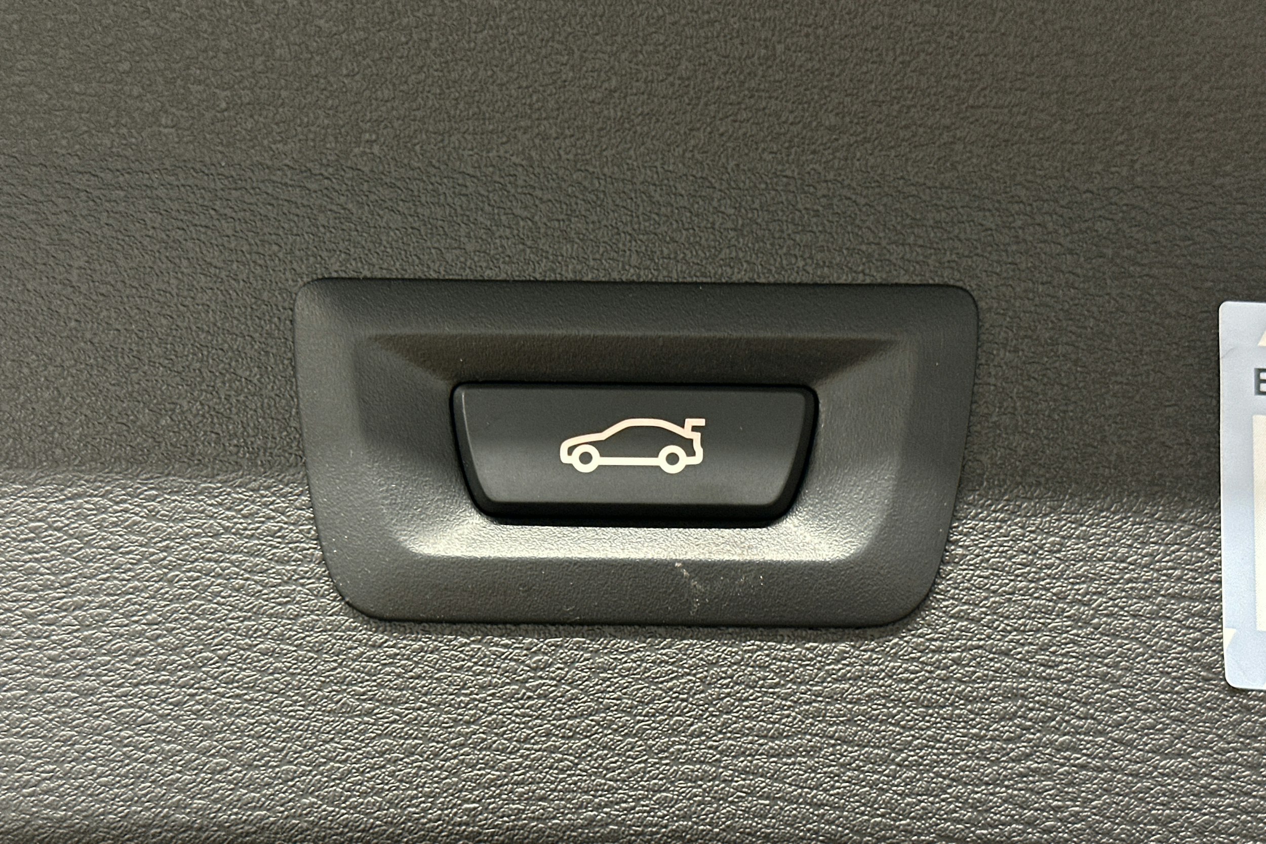 harmaa BMW X1 2021 kuva 12.
