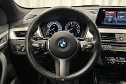 harmaa BMW X1 2021 kuva 14.