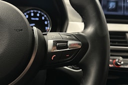 harmaa BMW X1 2021 kuva 16.