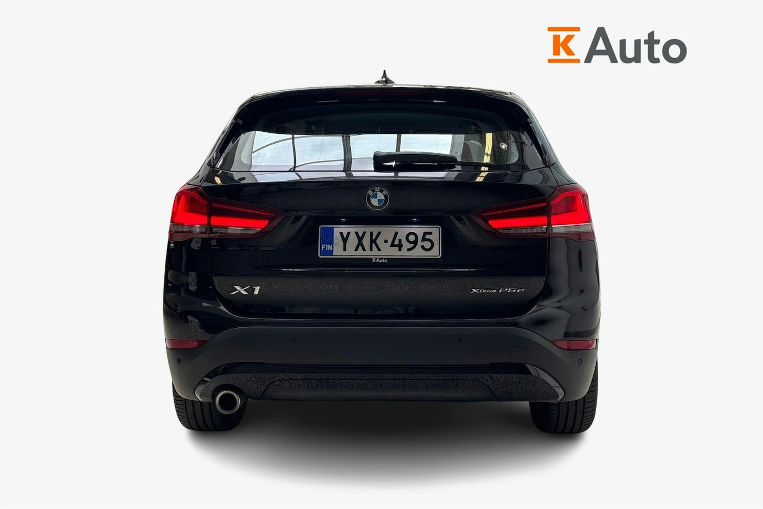 musta BMW X1 2020 kuva 3.