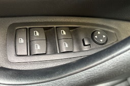 musta BMW X1 2020 kuva 22.
