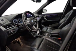 musta BMW X1 2021 kuva 3.