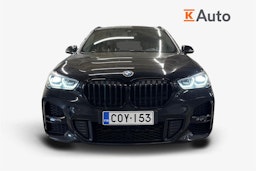 musta BMW X1 2021 kuva 4.
