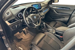 harmaa BMW X1 2021 kuva 3.