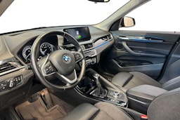 harmaa BMW X1 2021 kuva 7.