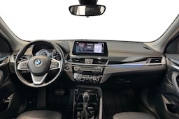harmaa BMW X1 2021 kuva 9.