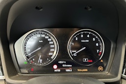 harmaa BMW X1 2021 kuva 21.