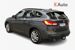 harmaa BMW X1 2021 kuva 2.