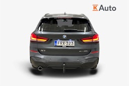 harmaa BMW X1 2021 kuva 3.