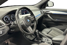 harmaa BMW X1 2021 kuva 6.