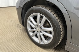 harmaa BMW X1 2021 kuva 9.
