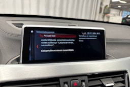 harmaa BMW X1 2021 kuva 18.