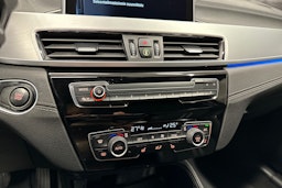 harmaa BMW X1 2021 kuva 19.