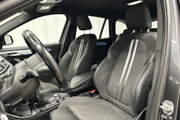 harmaa BMW X1 2021 kuva 21.