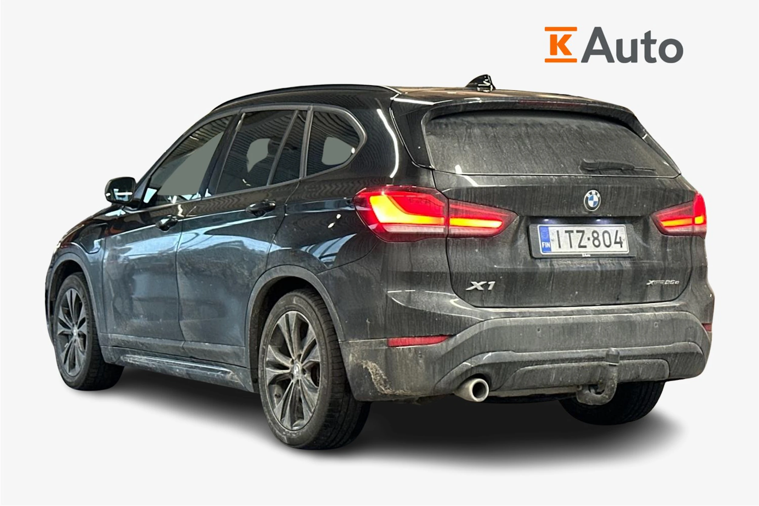 musta BMW X1 2021 kuva 2.