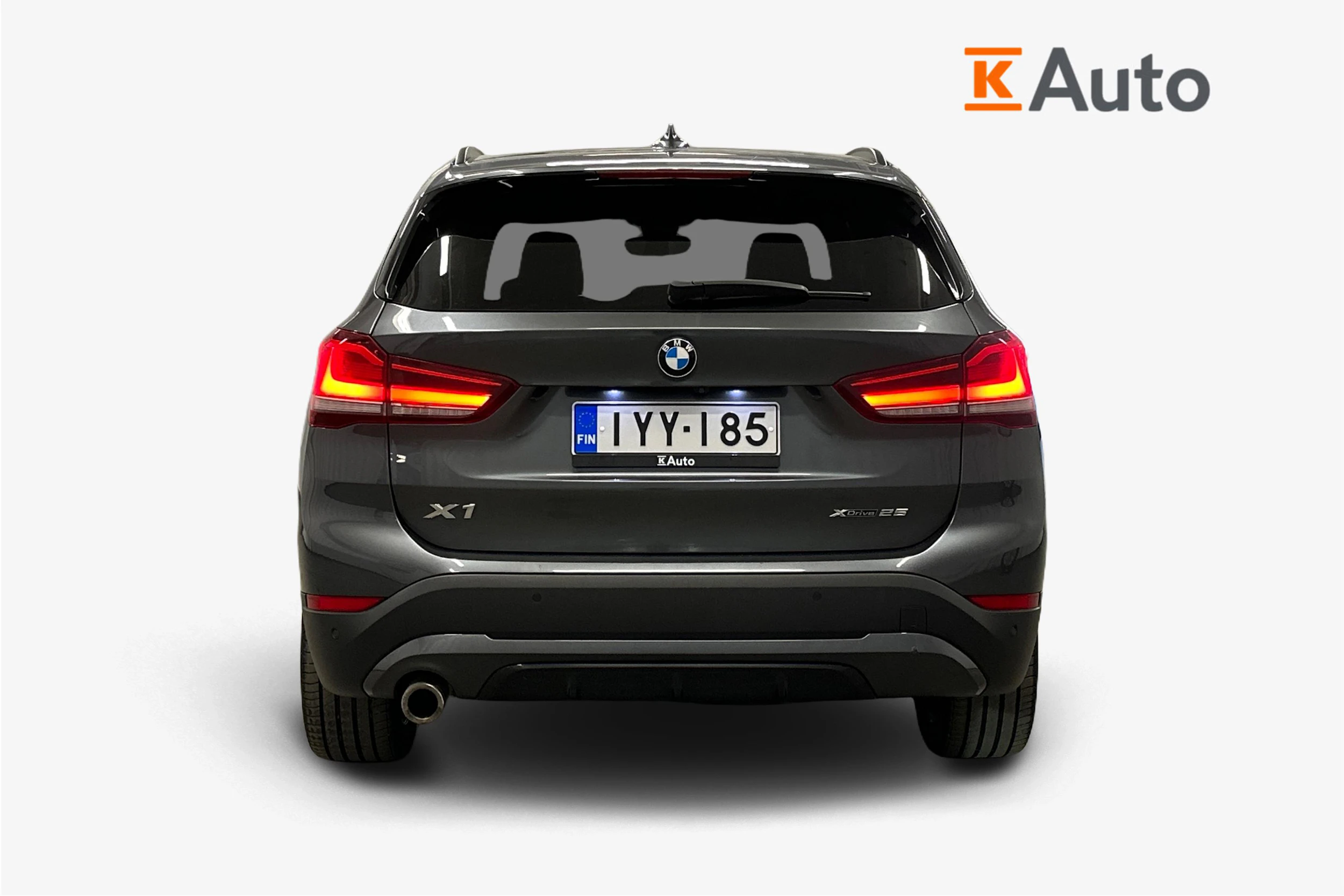 harmaa BMW X1 2021 kuva 4.