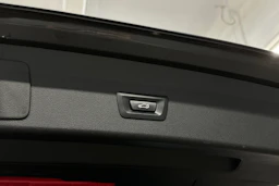 harmaa BMW X1 2021 kuva 16.