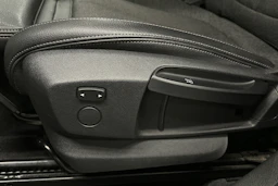 harmaa BMW X1 2021 kuva 18.
