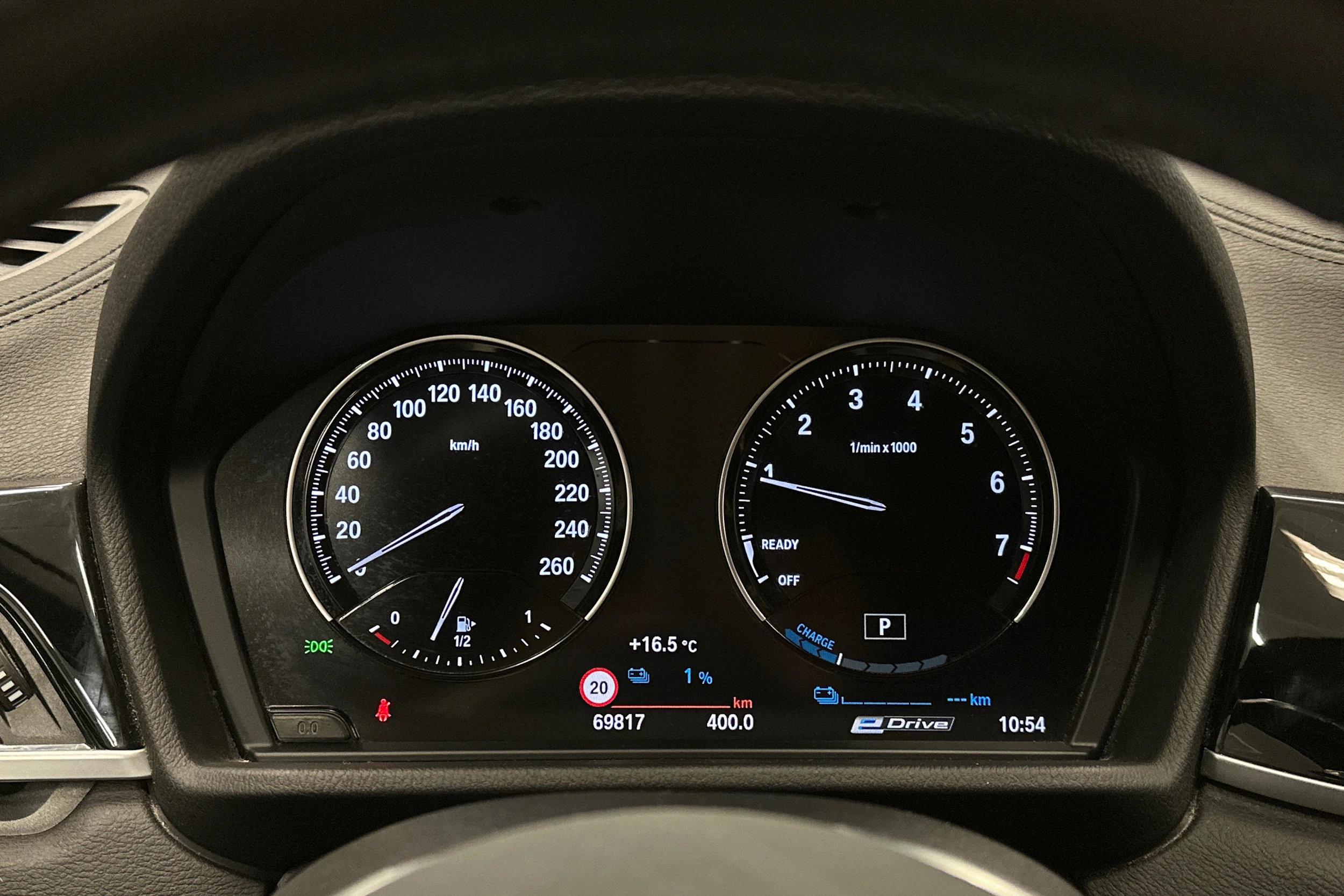 harmaa BMW X1 2021 kuva 23.
