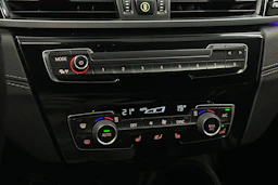 harmaa BMW X1 2021 kuva 34.