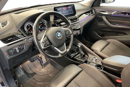 met. musta BMW X1 2021 kuva 6.