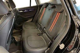 met. musta BMW X1 2021 kuva 8.