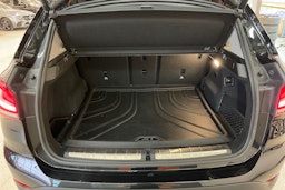 met. musta BMW X1 2021 kuva 17.