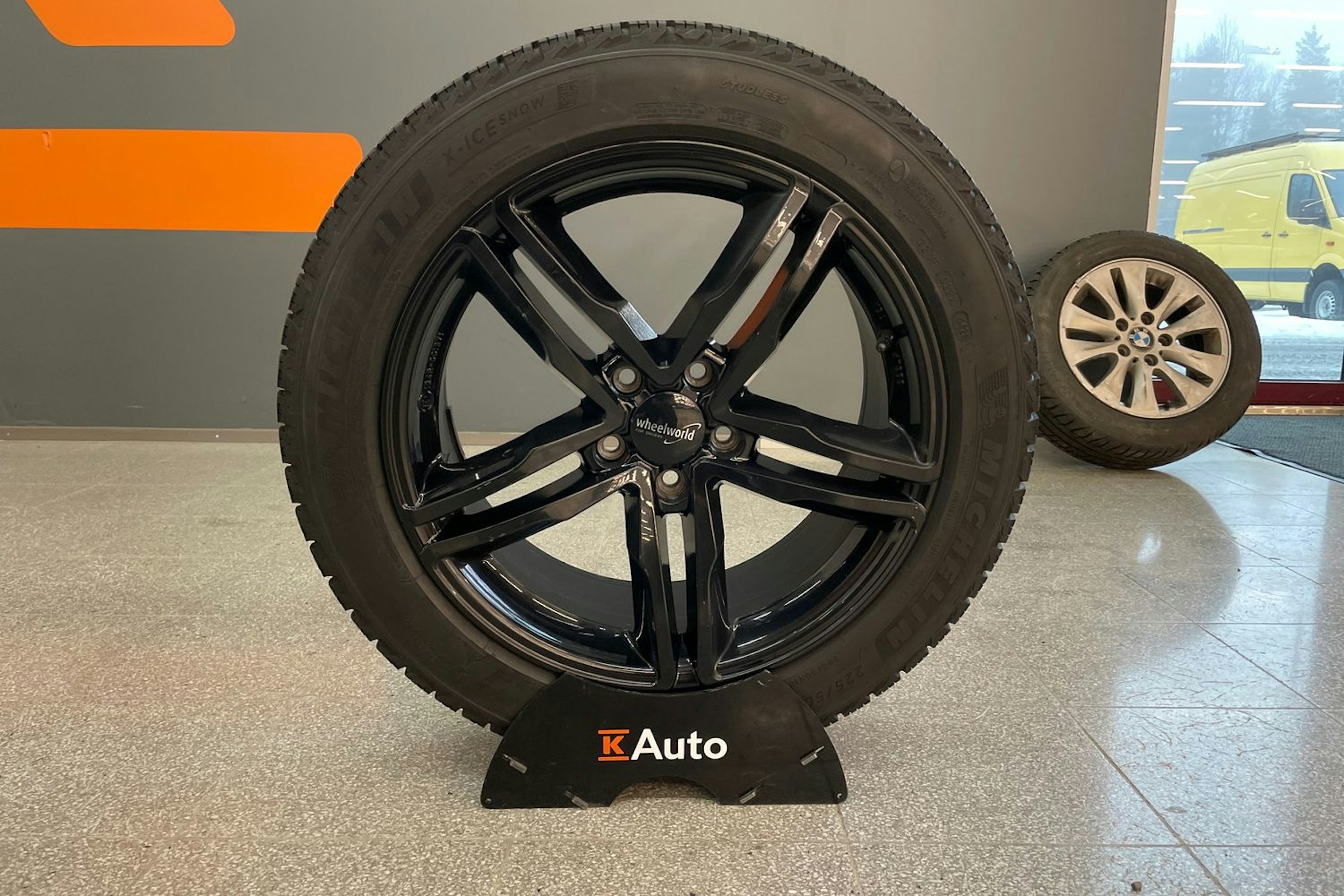 met. musta BMW X1 2021 kuva 19.