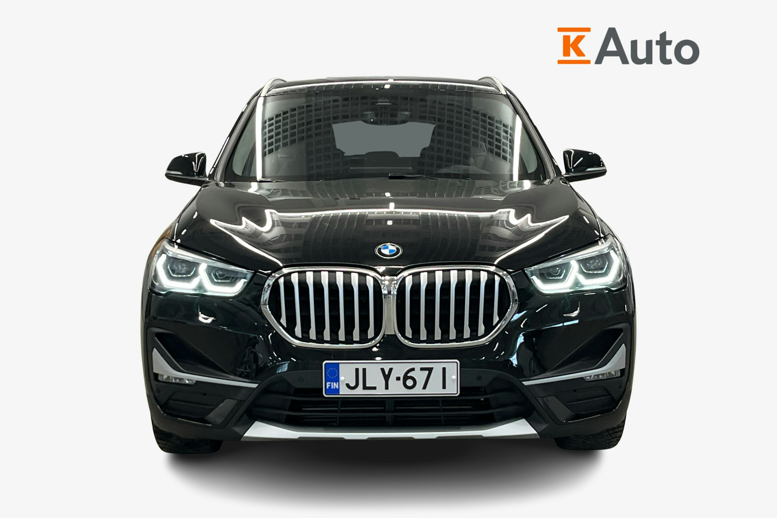 musta BMW X1 2021 kuva 4.