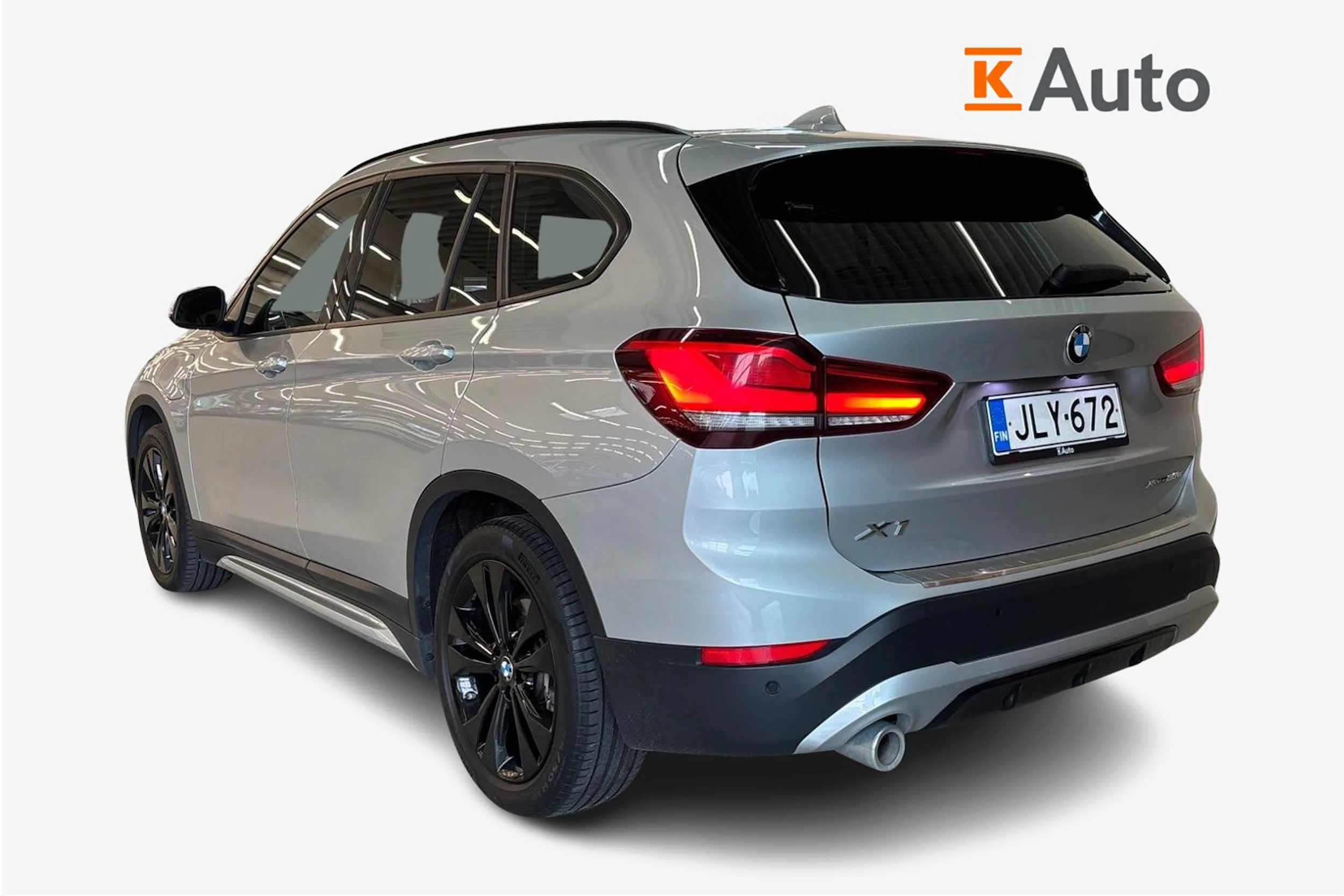 Hopea BMW X1 2021 kuva 2.