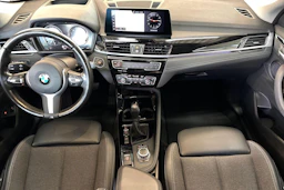 Hopea BMW X1 2021 kuva 7.