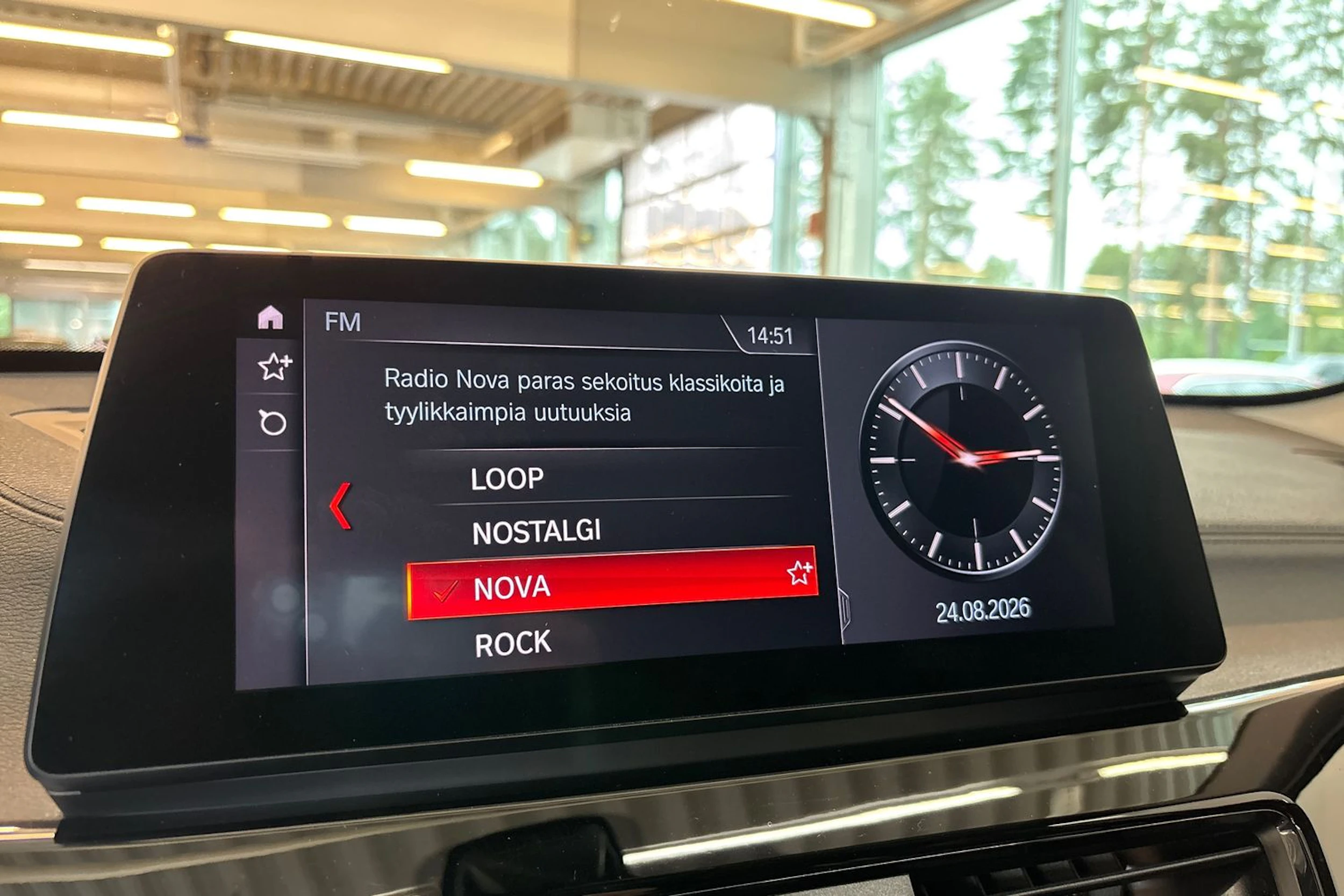 Hopea BMW X1 2021 kuva 18.