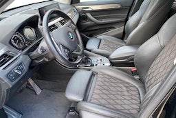 musta BMW X1 2021 kuva 3.