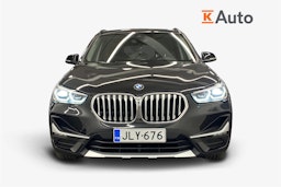 musta BMW X1 2021 kuva 5.