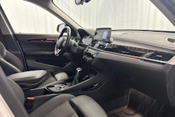 valkoinen BMW X1 2021 kuva 15.